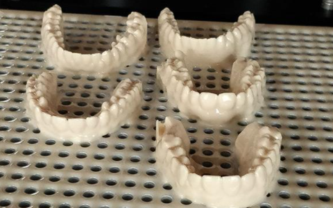3d打印機應(yīng)用到牙科領(lǐng)域會有什么好處？